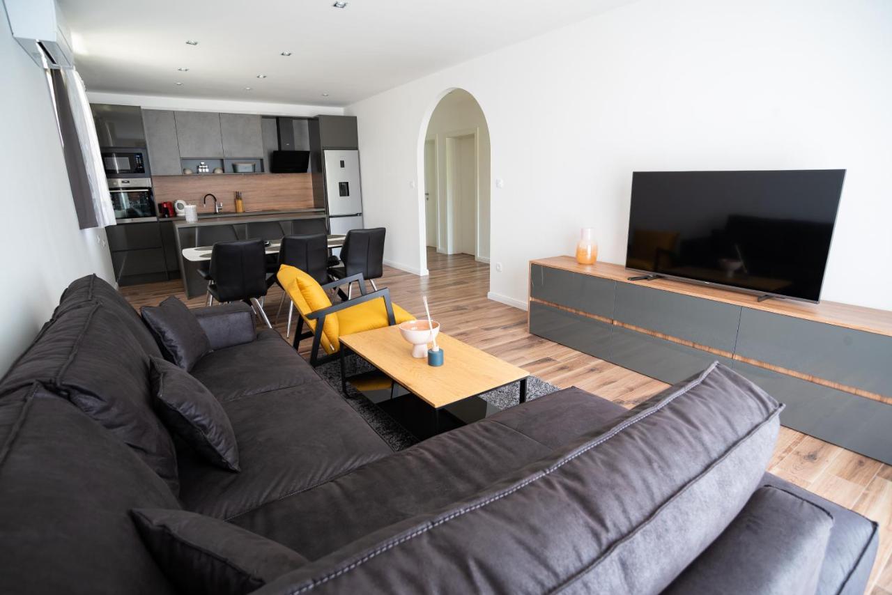 Ferienwohnung Onyx Split Exterior foto