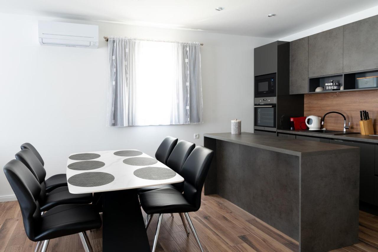 Ferienwohnung Onyx Split Exterior foto
