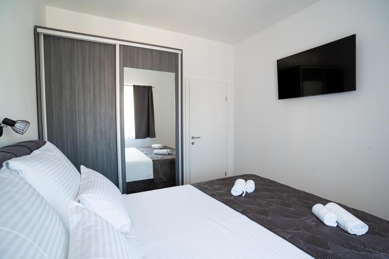 Ferienwohnung Onyx Split Exterior foto